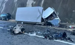 Giresun'da Kamyonet ile Otomobil Çarpıştı: 6 Yaralı