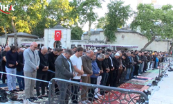 Eyüpsultan Camisi Bayram Namazında Doldu Taşttı