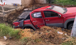 Bursa’da kamyonet kazası: 19 yaşındaki sürücü hastaneye kaldırıldı