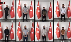 Kırmızı Bültenle Aranan 10 DEAŞ'lı Türkiye'ye Getirildi