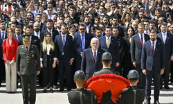 Müsavat Dervişoğlu’ndan Anıtkabir’de Atatürk’e Saygı Ziyareti