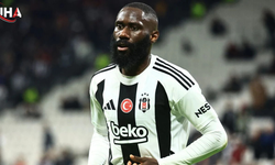 Bursaspor, Beşiktaş'ın Eski Golcüsü İçin Devrede
