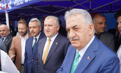 Bakan Bak Hemşehrileriyle Bayramlaşma Töreninde Buluştu
