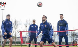 Kritik Deplasman Öncesi İlk İdman: Kayserispor Alanya Maçına Odaklandı