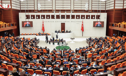 TBMM’de Kritik Mesai: Fahiş Aidat Düzenlemesi ve Çevre Cezaları Yasalaşıyor