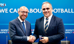 UEFA’da Türk Temsiliyeti Güçlendi: Aküzüm’e Yürütme Kurulu Beratı