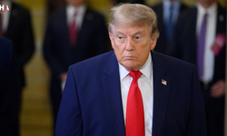 Amerikan Uçakları İran'ın Stratejik Üslerini Bombaladı