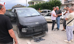 İnegöl'de İki Otomobil Çarpıştı: Dokuz Kişi Yaralandı