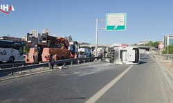 Sultangazi'de Midibüs Devrildi: 1'i Çocuk 12 Yaralı