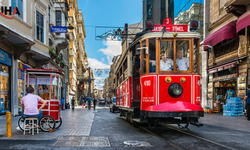 Beyoğlu'nda Tüm Açık Alan Etkinlikleri Yasaklandı