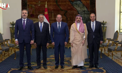 Bakan Fidan Mısır Cumhurbaşkanı Sisi İle Bir Araya Geldi