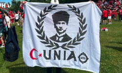 Milli Maçta Pankart Skandalı: Atatürk Görseli Alınmadı