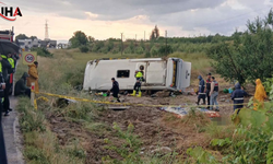 Isparta'da Minibüs Şarampole Yuvarlandı: 4 Ölü, 16 Yaralı
