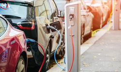 Türkiye'nin Elektrikli Araç Karnesi: Şarj Ağı Hızla Genişliyor