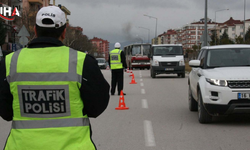 İzmir'de Polisten Kaçan Sürücüye 684 Bin Lira Ceza