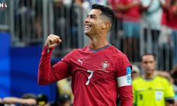 Özbekistan'ı Dağıtan Ronaldo Tarihe Geçti