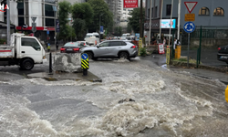 İstanbul'da Sağanak Kabusu: Akşam Saatlerine Kadar Sürecek