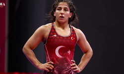 Genç Güreşçimiz Elif Şevval Kurt’tan Altın Madalya
