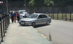 Kaldırımdaki Yayaya Çarptı, Aracını Bırakıp Kaçtı