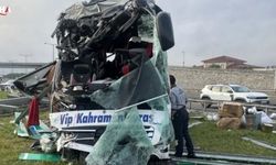 Bolu'da Yolcu Otobüsü Kaza Yaptı: 5'i Ağır, 15 Yaralı