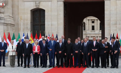Diplomasinin Kalbi Paris'te Atıyor: Bakan Hakan Fidan Ukrayna Zirvesine Katıldı