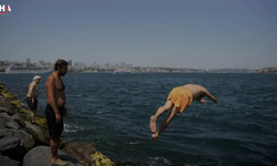 İstanbul'da Yaz Mesaisi: Sıcaktan Bunalanlar Sahile Koştu