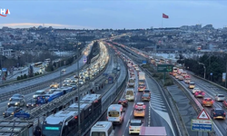 Trafikte "Selektör Tacizi"ne Hapis Cezası Yolu Açıldı