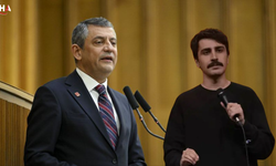 Özgür Özel, Komedyen Deniz Göktaş İle Yarım Saat Görüştü