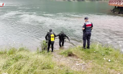 Göle Düşen Çantayı Almak İsterken Suda Kayboldu