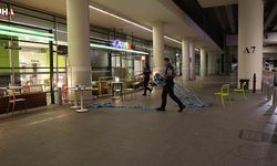 İzmir Havalimanı'nda Bıçaklı Saldırı : 4 Polis Yaralandı