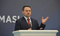 Halk Sağlığında 'Şeker Oyununa' Büyük Darbe! Akın Gürlek Duyurdu: 8 İlde Operasyon, 25 Şirkete Baskın
