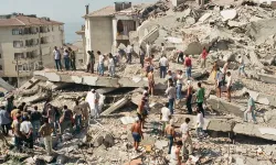 Türkiye’yi Sarsan 45 Saniye: 17 Ağustos Felaketinin Üzerinden 27 Yıl Geçti
