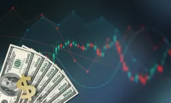 Dolar ve Euroda Dikkat Çeken Hareket: İşte Günün İlk Rakamları