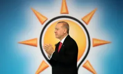 Dikkat Çeken AK Parti’ye Geçiş İddiası: 3 Büyükşehir, 30’dan Fazla Belediye Başkanı