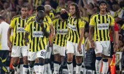 Kadıköy’de Şampiyonlar Ligi Gecesi! Fenerbahçe - Lyon Maçının İlk 11’leri Açıklandı