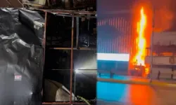 Kafeteryada Başlayan Yangın AVM'yi Sardı, Dükkanlarda Hasar Büyük