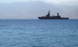 Kızıldeniz’de Suudi Arabistan’a Ait Askeri Çıkarma Gemisi Vuruldu