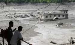 Deprem Sonrası Nehir Taştı! Nepal'de Sel Felaketinde Bilanço Ağırlaşıyor