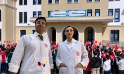 Okullarda Yeni Dönem, Yeni Kurallar: Randevusuz Veli Girişine ve Sınıfta Telefona Kesin Yasak, Öğretmenlere Önlük Zorunl