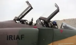 İran "3 Pilotumuz Esir" Dedi, Katar İddiaları Kesin Bir Dille Reddetti
