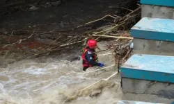 Giresun'da Şiddetli Yağış! Keşap İlçesinde Sele Kapılan 2 Kişi Kayboldu