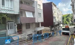Sultangazi'de Kazı Paniği: Hasar Gören 3 Bina Tahliye Edildi