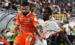 Alanyaspor 2 : 2 Göztepe