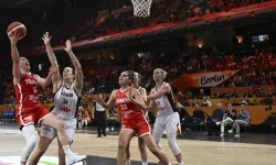 Potanın Perileri’ne Berlin’de Soğuk Duş! Tatsız Başlangıç