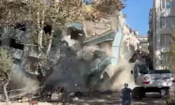 Bursa’da Yıkım Sırasında 6 Katlı Bina Çöktü: Çevredekiler Saniyelerle Kurtuldu