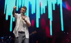 Burak Kut Hayranlarına Müjdeyi Verdi: Dönüyorum