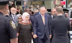Cumhurbaşkanı Erdoğan, BM Binasına Emine Erdoğan İle El Ele Giriş Yaptı