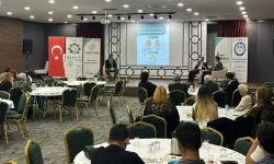 RİDEVA Kültür Merkezi'nde Gençler "Yeşil Mutabakat" İçin Masaya Oturdu