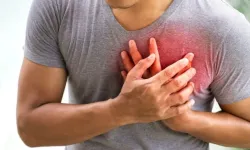 Göz Kapaklarındaki Sarı Lekeler Kalp ve İnme Riskinin Habercisi Olabilir