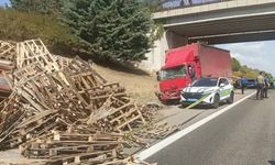 Emniyet Şeridinde Feci Kaza! Bir Ölü, Bir Ağır Yaralı